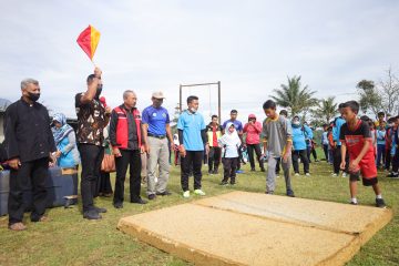 Pertandingkan 7 Cabor, Wabup Ridho Buka Gebyar KOSN Tingkat Kecamatan Cilimus