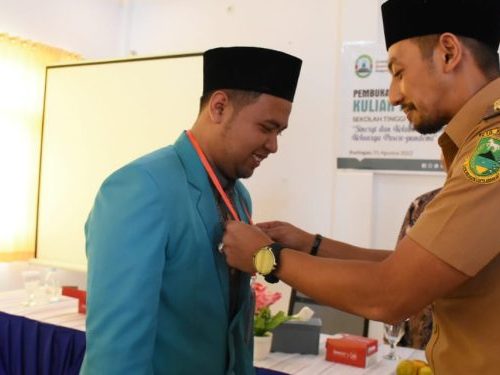 Wabup Kuningan Lepas Mahasiswa KKN STISHK Kuningan